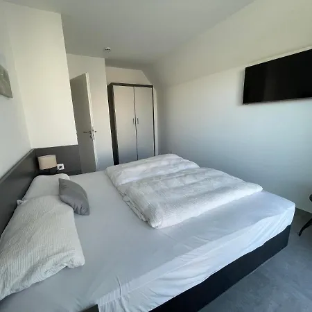 Ferienbude An Den Wehlen Büsum